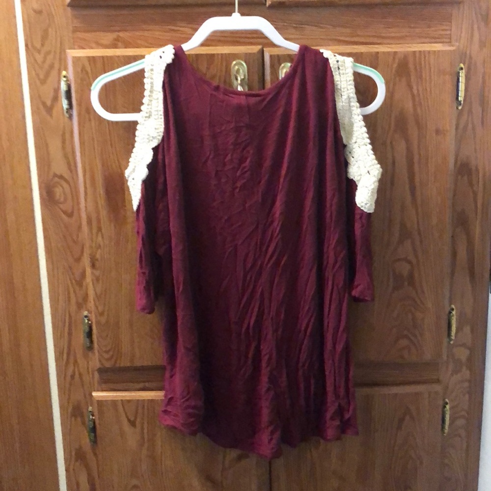 Top - Picture 2 of 2